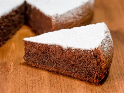 Торта Капрезе – пухкава италианска шоколадова торта (кекс) без брашно - снимка на рецептата